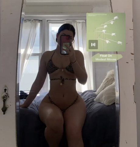 taijeybaby pornographic star images