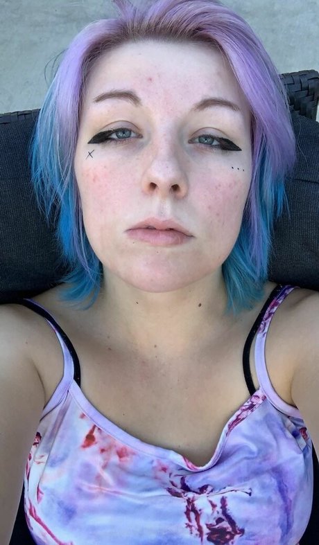 Peachymaxine pornstar nudes photo