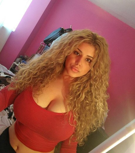 sarabahrami_ pornstar free gallery