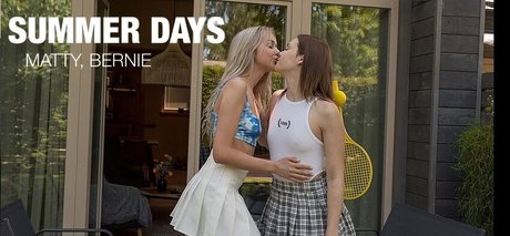 Deannniy pornstar perfect photos