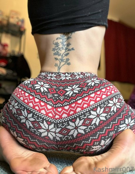 kashmirr007 nudes star photo