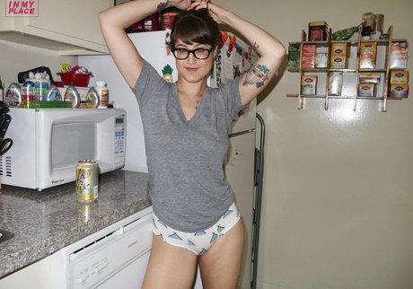 MIMP best model photo