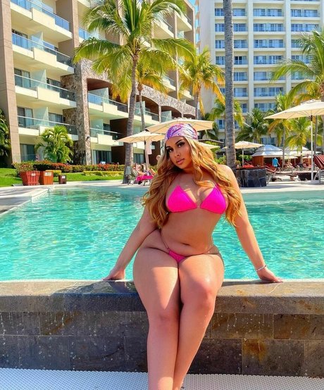 Stacy Londyn pornstar hot gallery