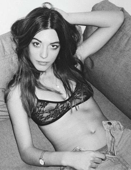 Louise Follain pornstar hot img