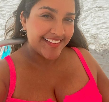 Sofia Mendonca nice star image