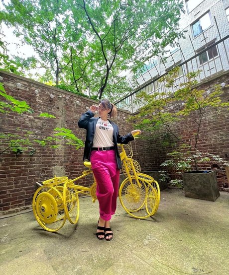 booty onlyfans exclusive image