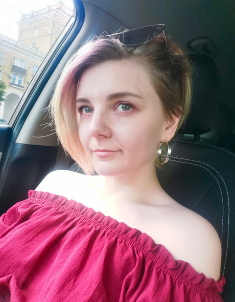 Atamasha star high quality photos