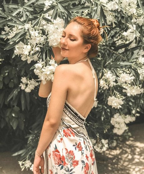 Ezgi Zorba pretty star images