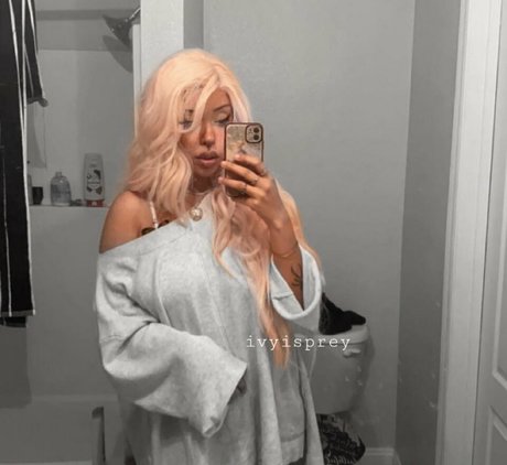 IvyPrey pornstar art archive