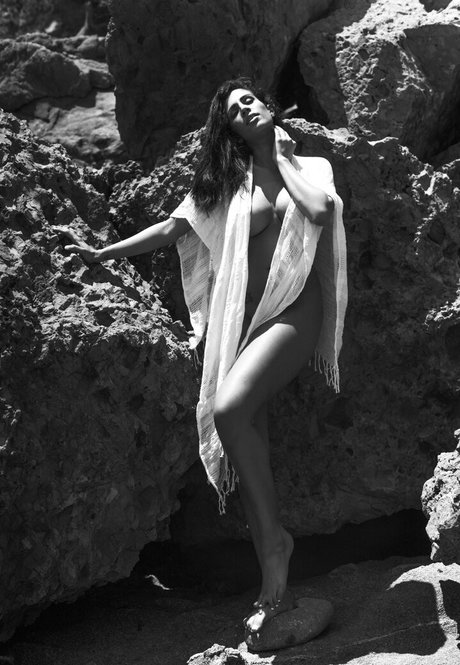 Jazmine r pornstar top photo