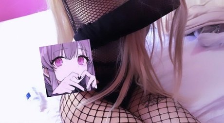 levisiis sexy model img