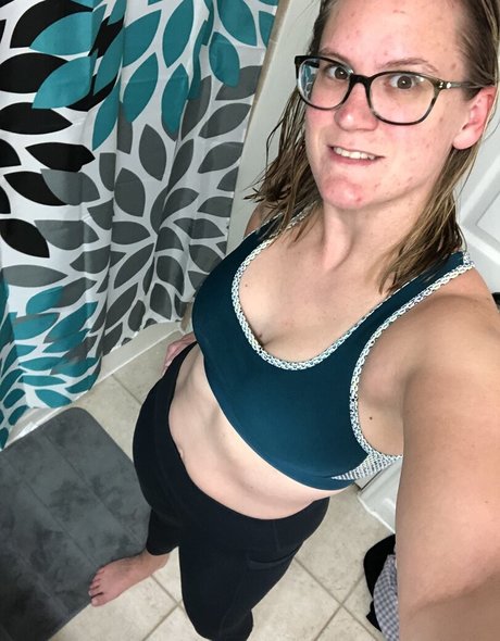 Beard SittingTX exclusive actress img