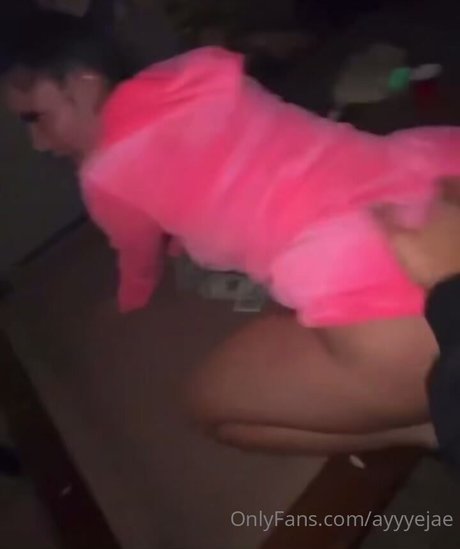 The Greek Freak star pornographic photos