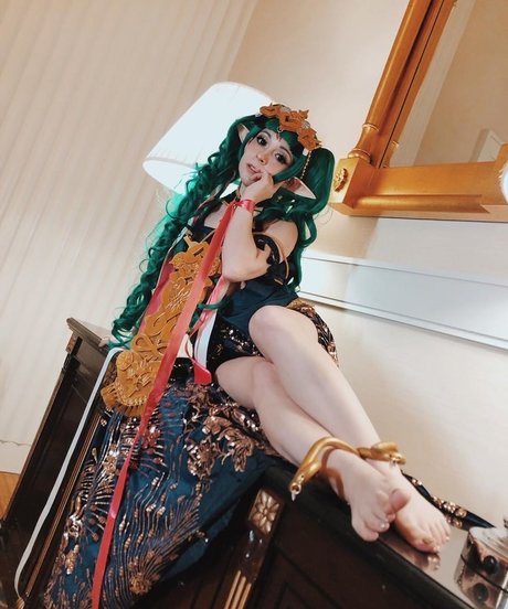 Aara Lee star high quality photos