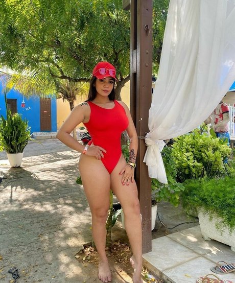 Duda Germano star perfect pics