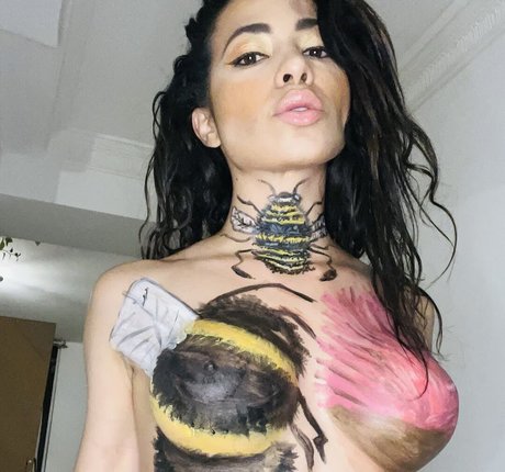 Lady Orofit free model pics