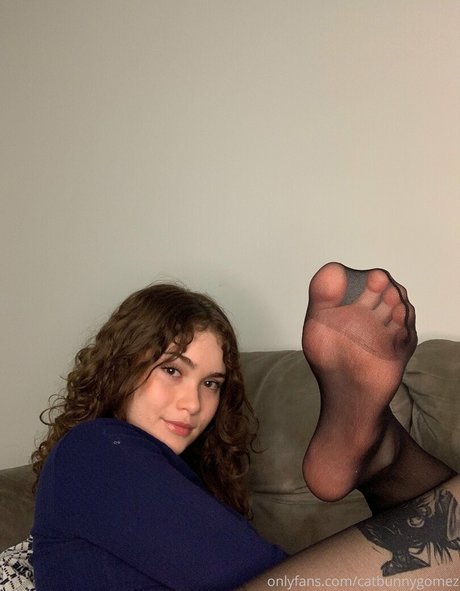 catbunnygomez naked star photo