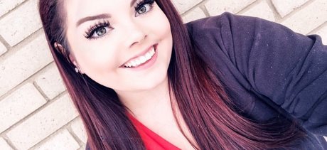 giant onlyfans pretty photos