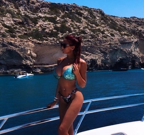 Gatina22 model adult photo