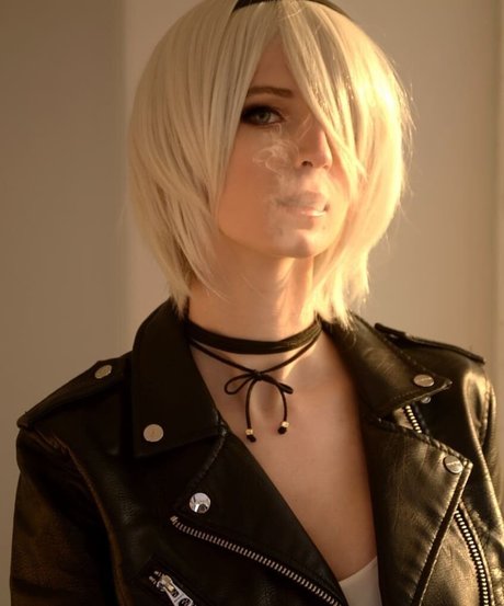 Holly White model naked gallery