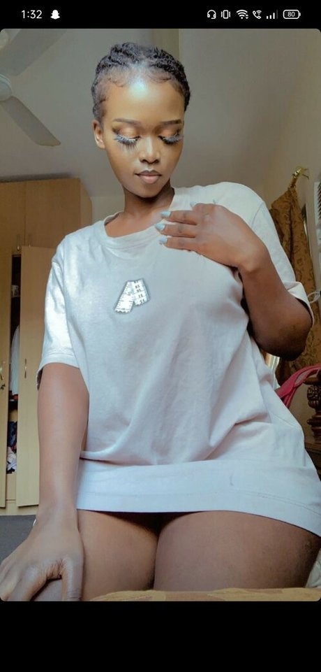 Kellytumtum hd pornstar gallery