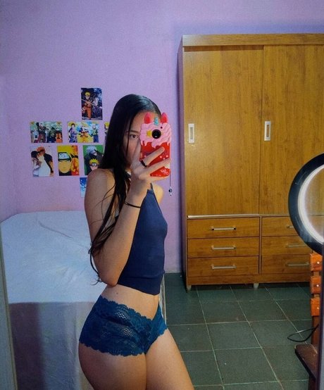 Gemeas Marina sexy star gallery