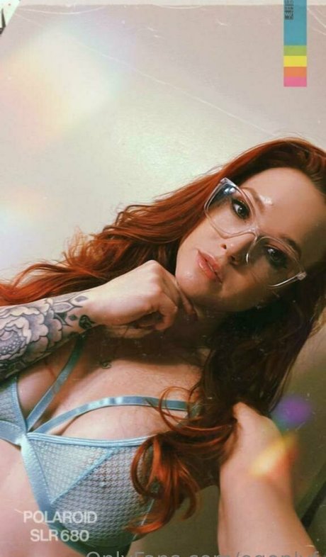 ogonlyf naked model archive