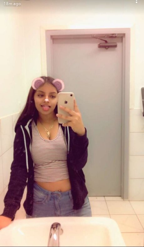 Dulcearl exclusive actress photos