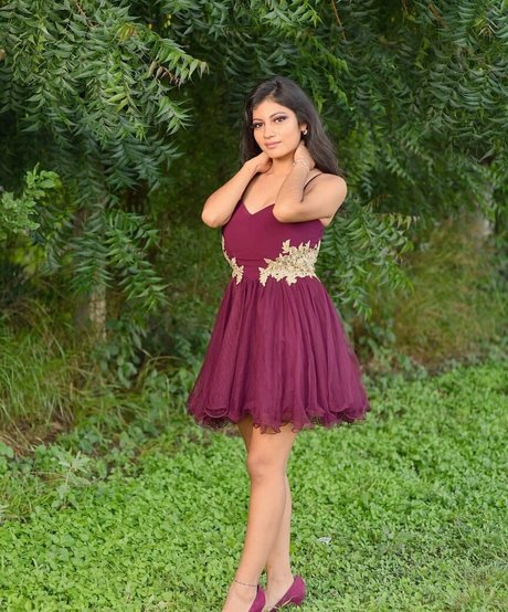 Paola Bustamante hot star photos