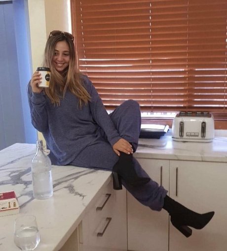 Wears ren sexy star photos