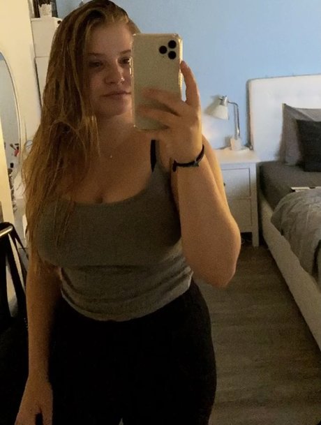 Aline Zwahlen pornstar high quality pic