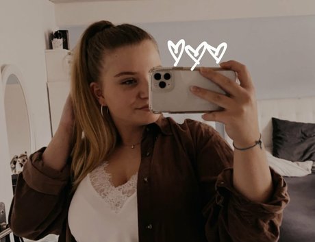 Aline Zwahlen high quality model pic