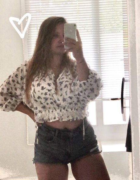 Aline Zwahlen star sex images