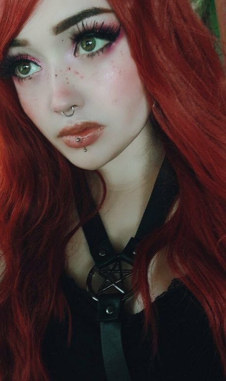 Cherrygrave666 xxx actress pics