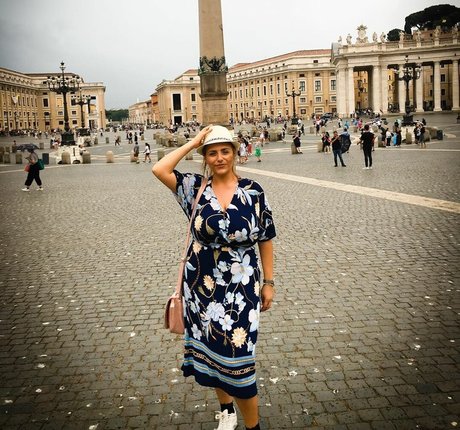 old lady onlyfans sexy images