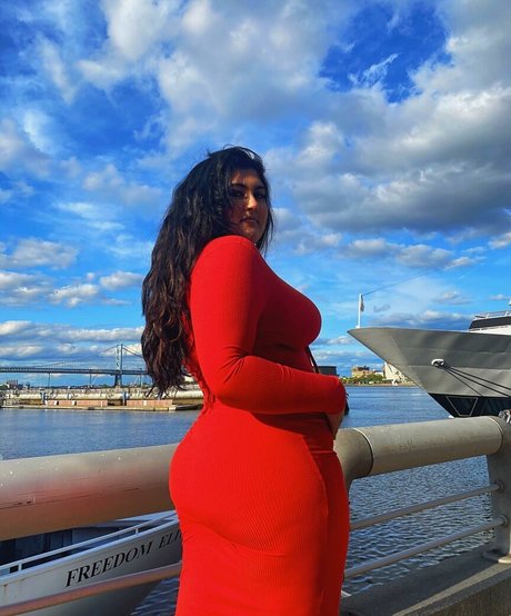 mature squirt onlyfans sexy nudes photo