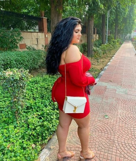 Sanjana pretty actress gallery