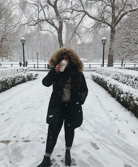 Sanjana nice actress photo