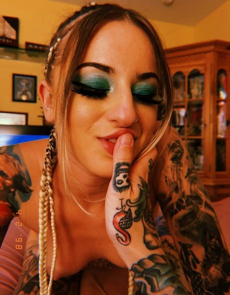 Inksta Angel model img