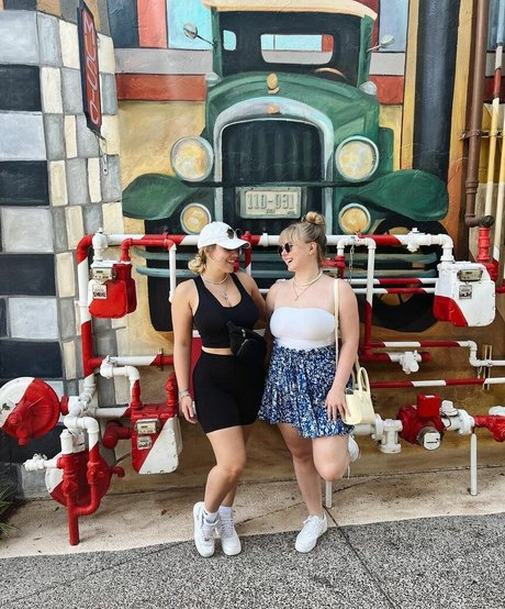 Morgan Watt model nude pics