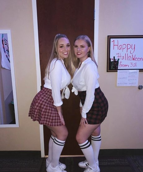 Morgan Watt hd actress img