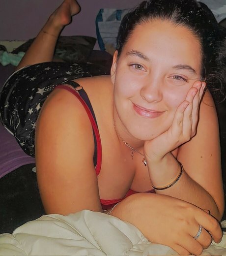 cumslut val perfect model picture