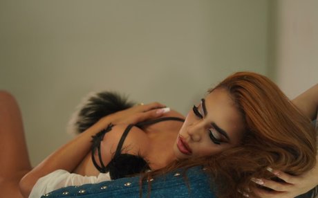 Eva Luna Velez model high quality pic