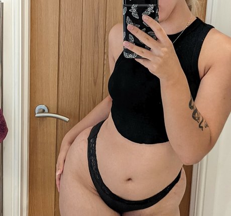 goth kitten model porn pictures