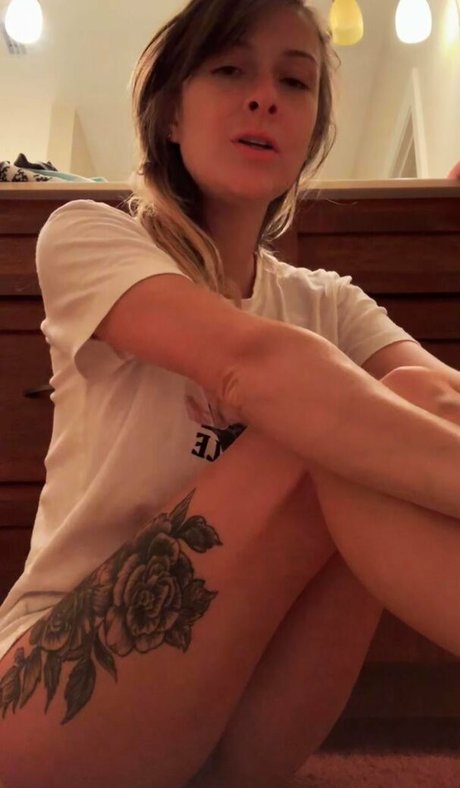 Fill Potential nudes model pic