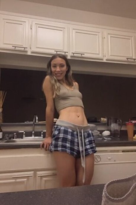 Tessa May perfect model photos