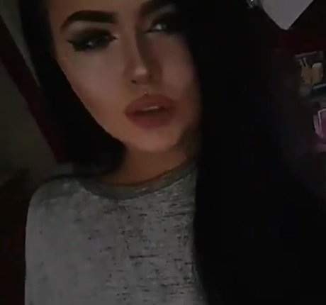 pretty ebony onlyfans adult picture