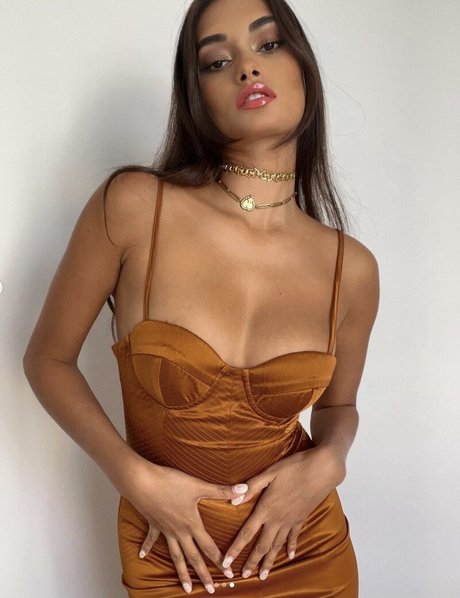 Gizele Oliveira model picture