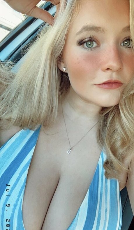 Ohhhayitstays model hot pictures