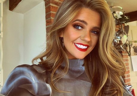 big tits midget onlyfans free picture